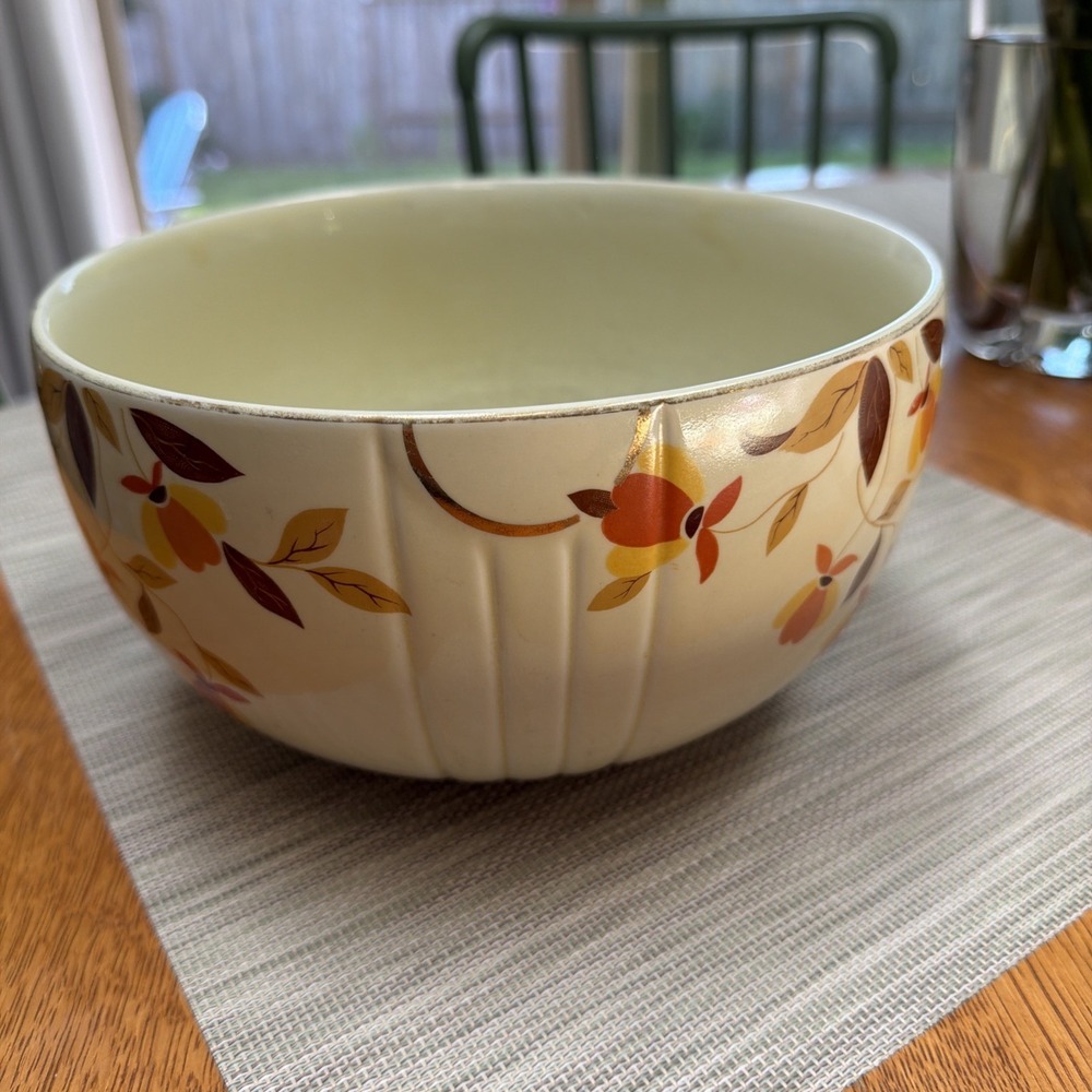 Vintage Hall's Superior Jewel Tea Autumn Leaf Serving Mixing Bowl 8 3/4"